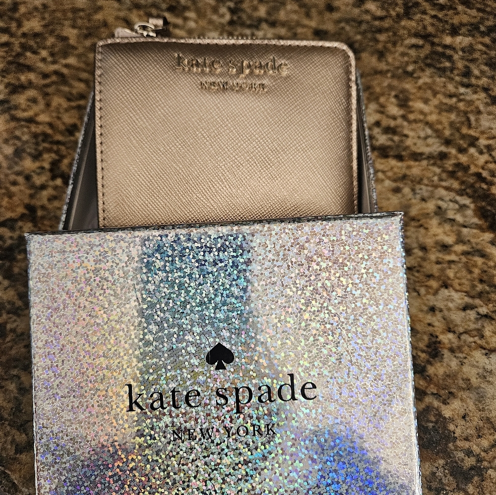 Kate spade wallet